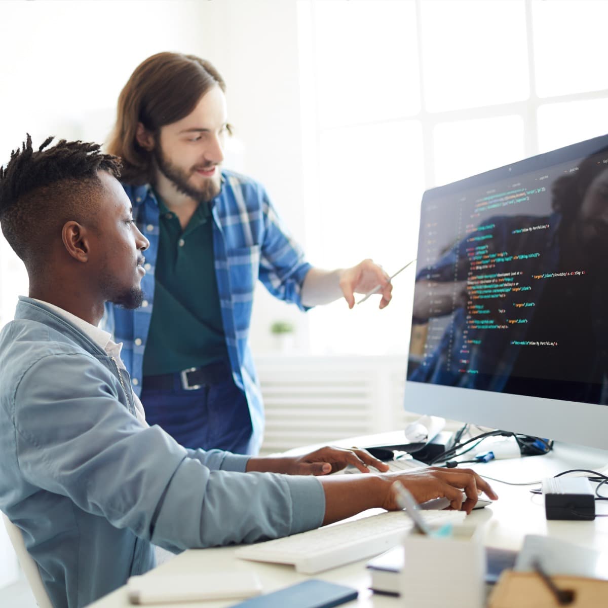 Course artwork for Developing Front-End Apps with React